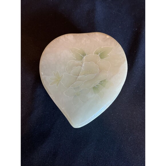Heart Shaped Alabaster Jewelry Trinket Box Container Hand Carved Stone in Italy - Picture 1 of 14